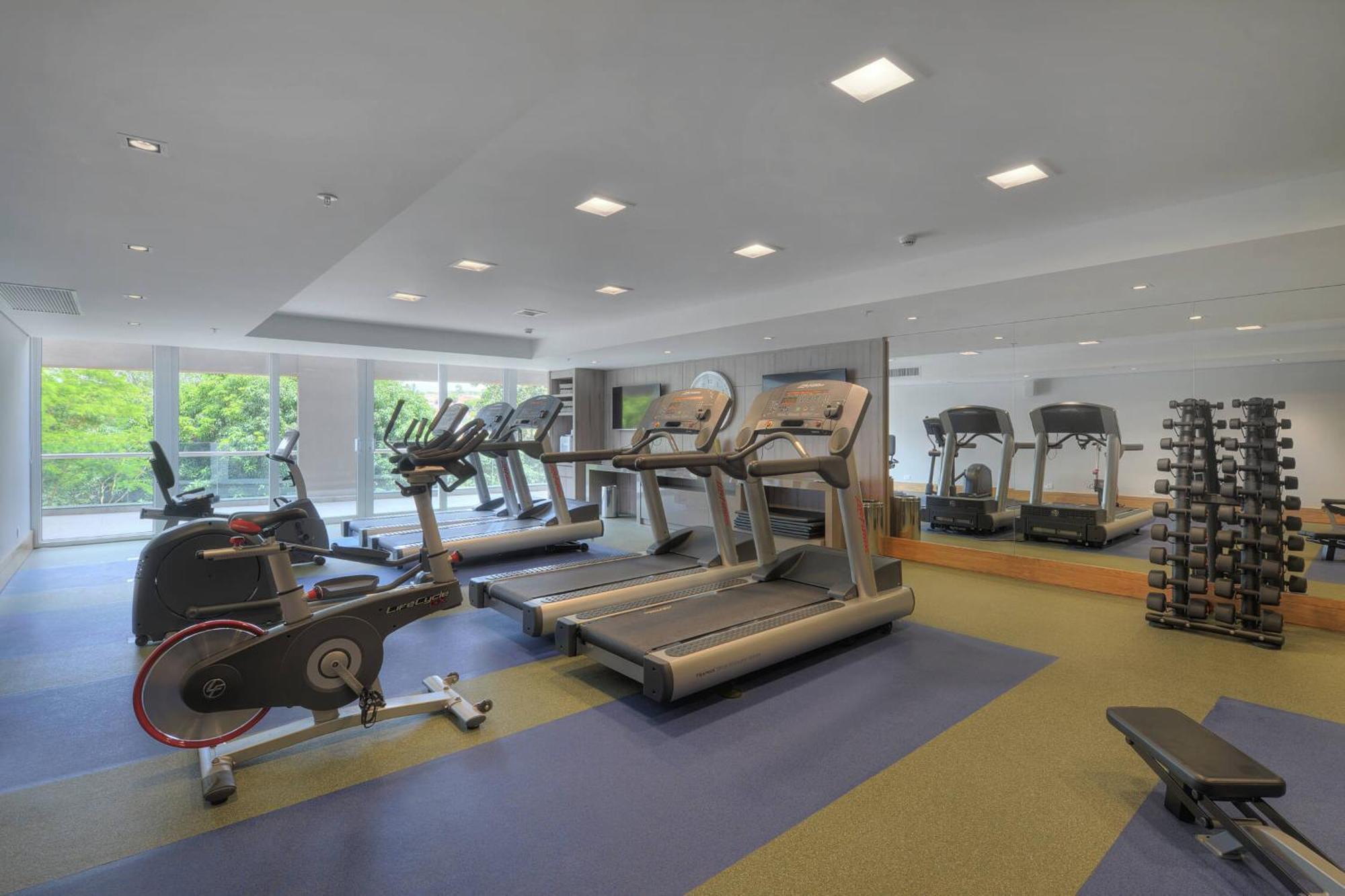 Deville Prime Campo Grande Campo Grande  Luaran gambar The gym at the hotel
