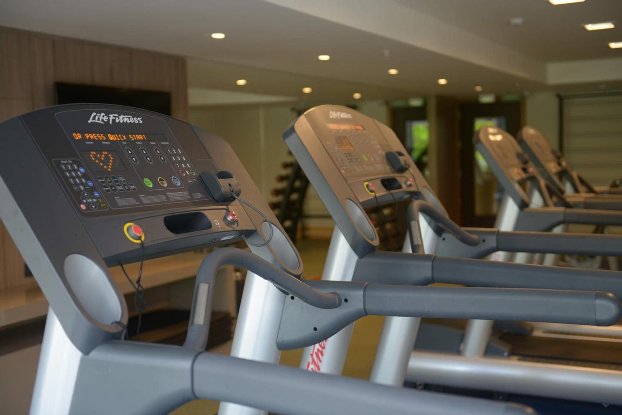 Deville Prime Campo Grande Campo Grande  Luaran gambar Life Fitness treadmills